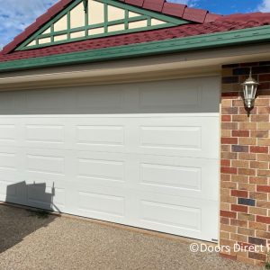 Hampton-Surfmist-Sectional-Door