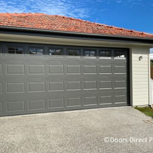 Oxford Sectional Woodland Grey County Windows