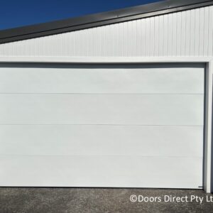 14223 Madison sectional Dover White