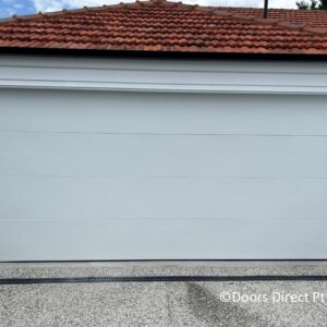 18236 Madison Dover White Sectional Door